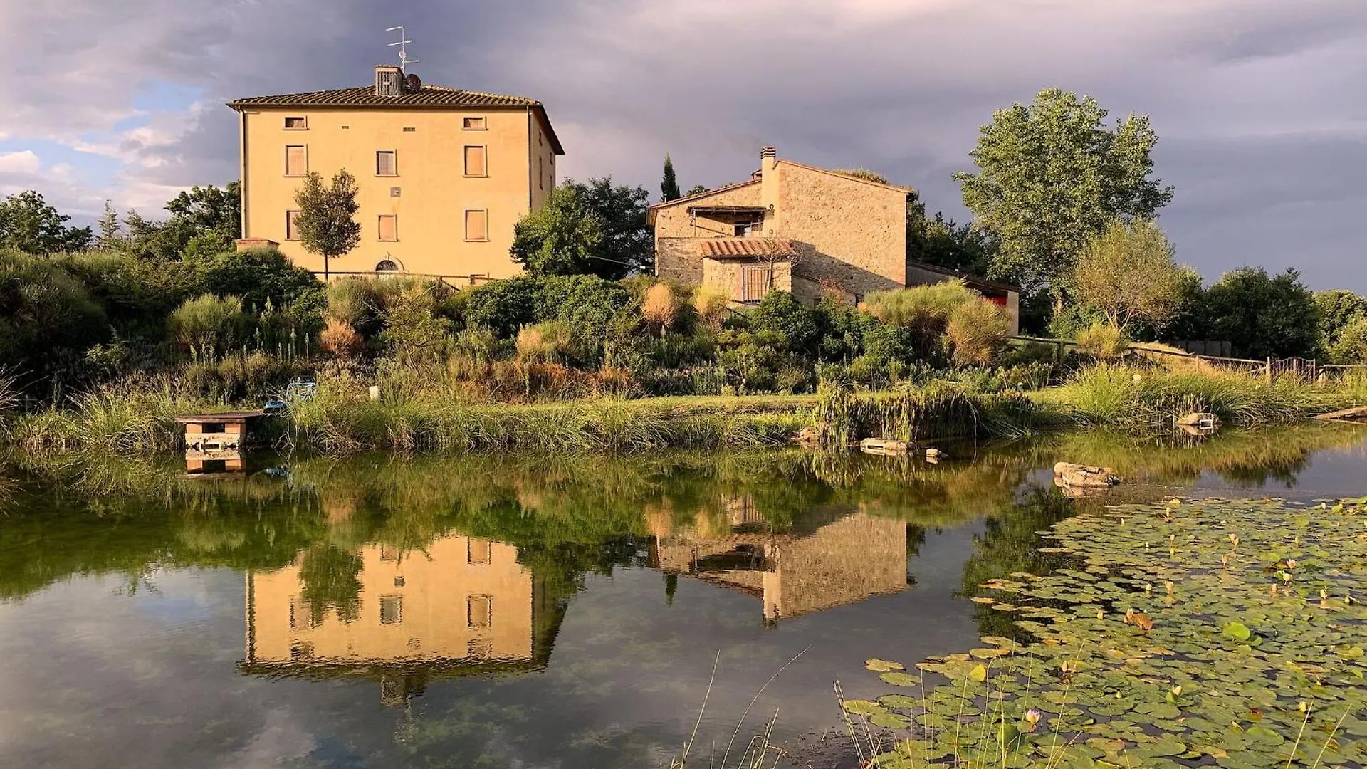 San Paolo Farm, Wifi, Pool, Val Di Cecina Guest House Montecastelli Pisano Country house