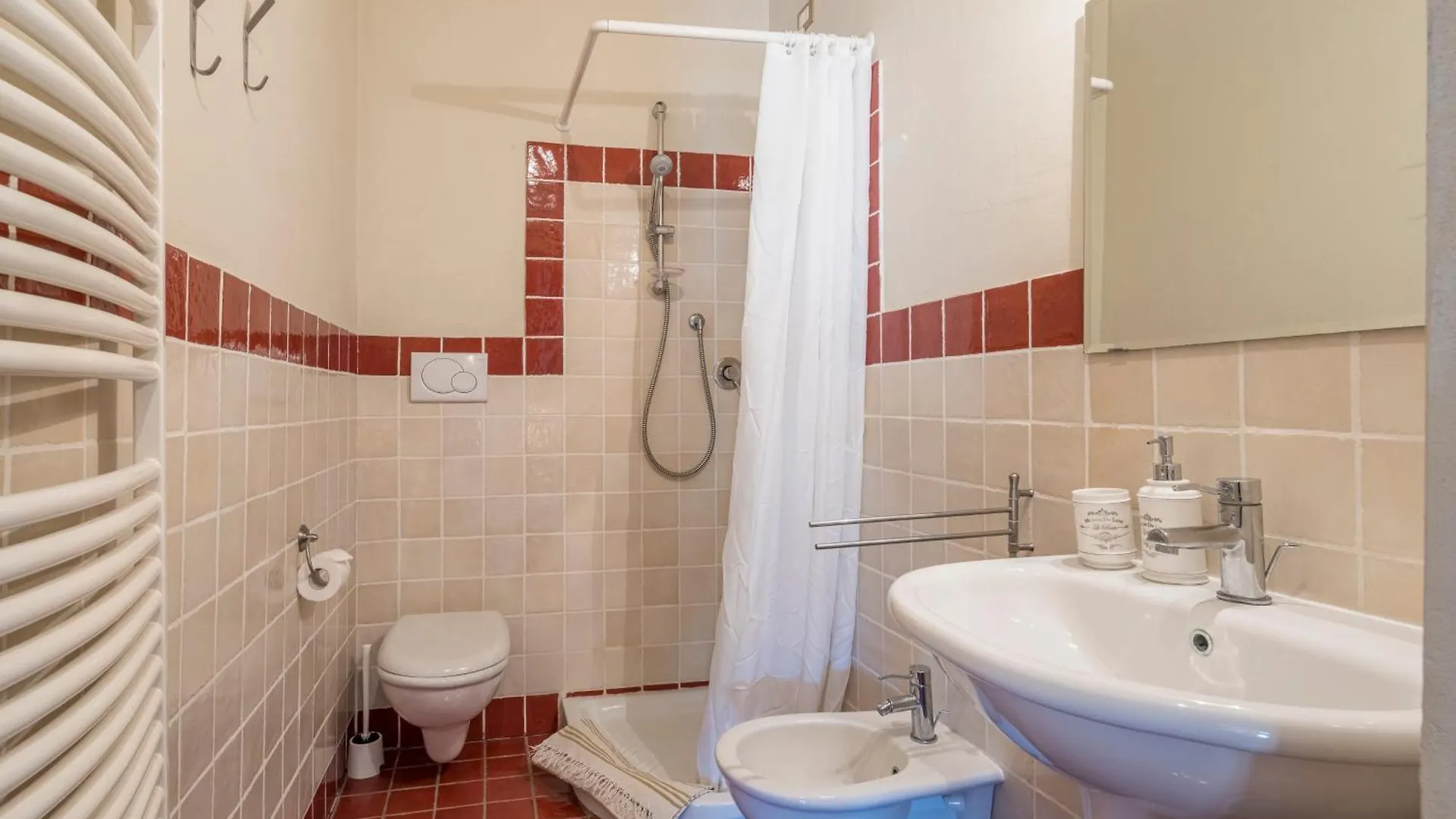 San Paolo Farm, Wifi, Pool, Val Di Cecina Guest House Montecastelli Pisano Country house