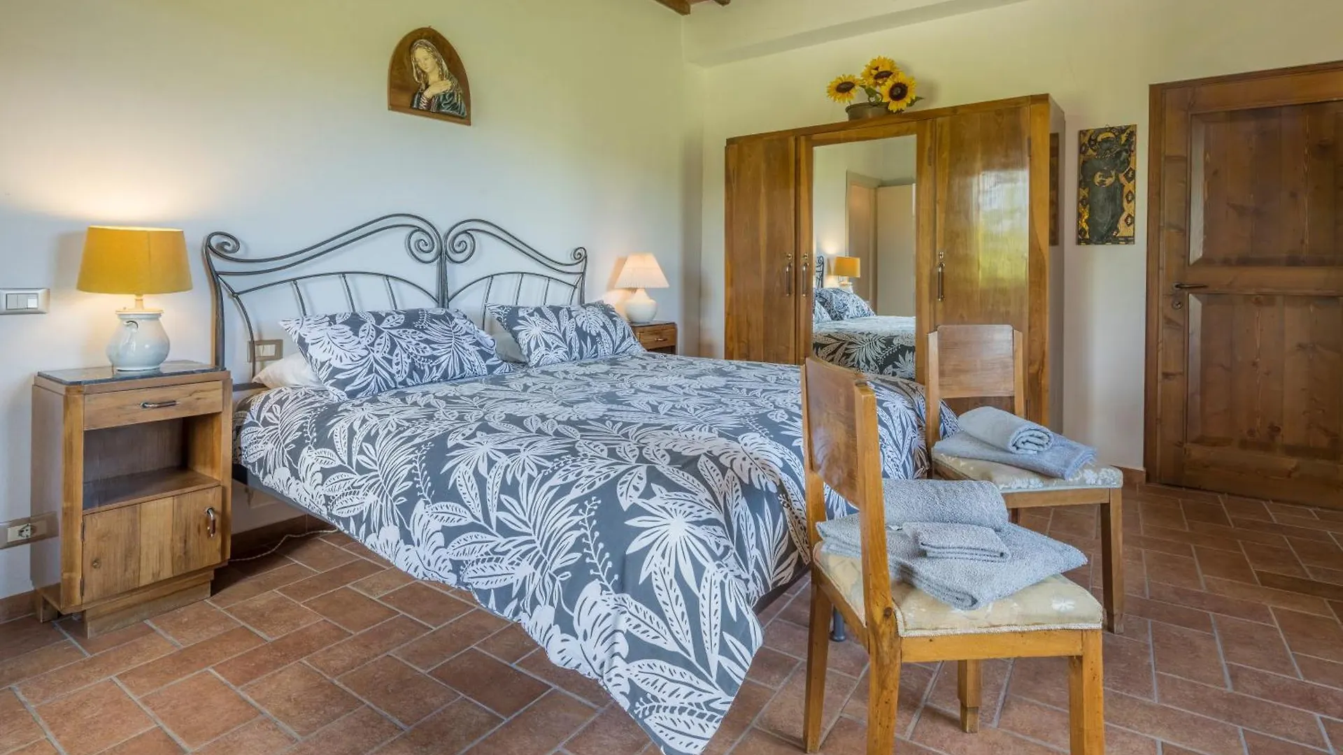 San Paolo Farm, Wifi, Pool, Val Di Cecina Guest House Montecastelli Pisano Country house
