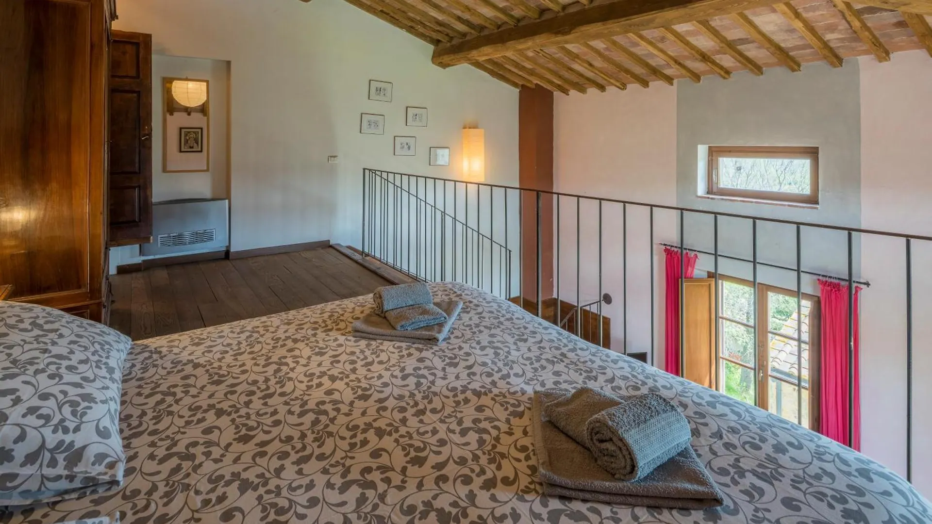 Country house San Paolo Farm, Wifi, Pool, Val Di Cecina Guest House Montecastelli Pisano Italy