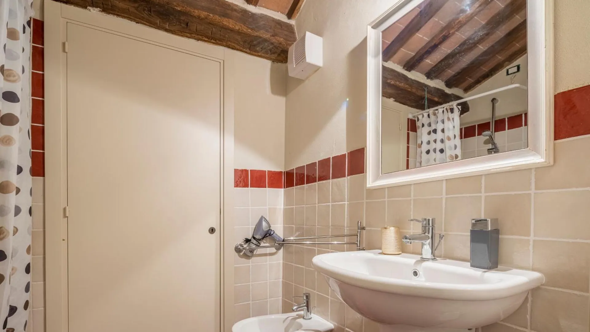 Country house San Paolo Farm, Wifi, Pool, Val Di Cecina Guest House Montecastelli Pisano