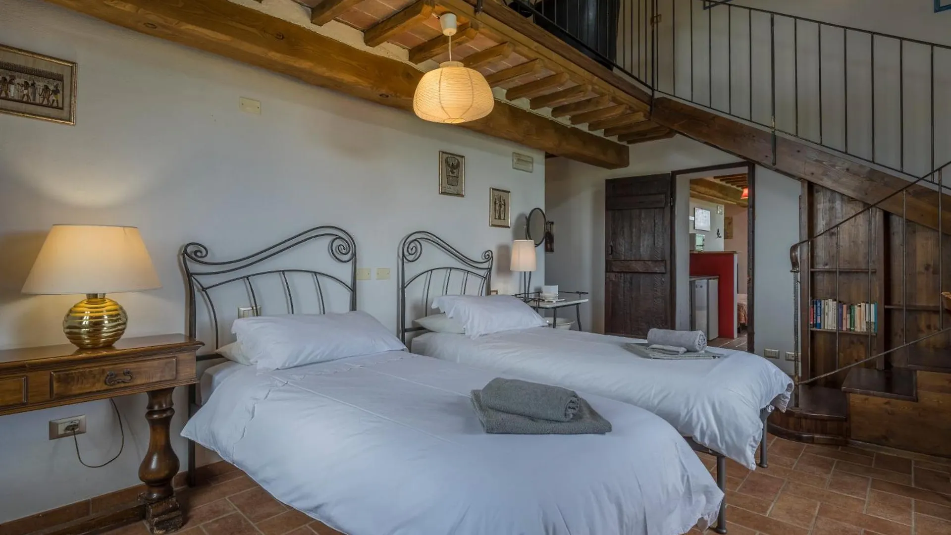 Country house San Paolo Farm, Wifi, Pool, Val Di Cecina Guest House Montecastelli Pisano